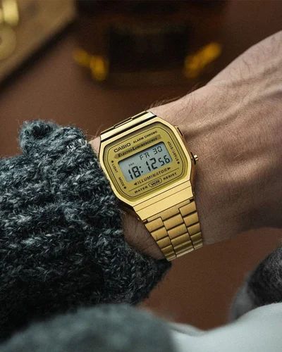 Vintage Gold Digital Watch – Classic Retro Style with LED Display